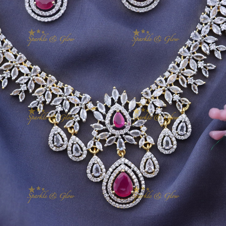 Exquisite Gold-Toned Necklace Set for Festive Celebrations