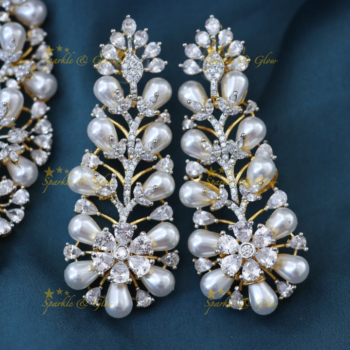 Exquisite Pearl & Crystal Choker Necklace for Weddings