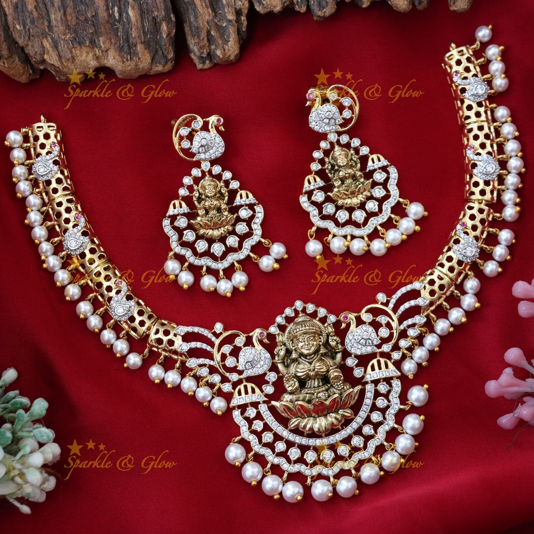 Radiant Temple Necklace for Festive and Wedding Elegance