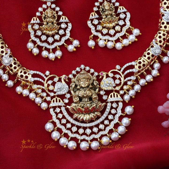 Radiant Temple Necklace for Festive and Wedding Elegance