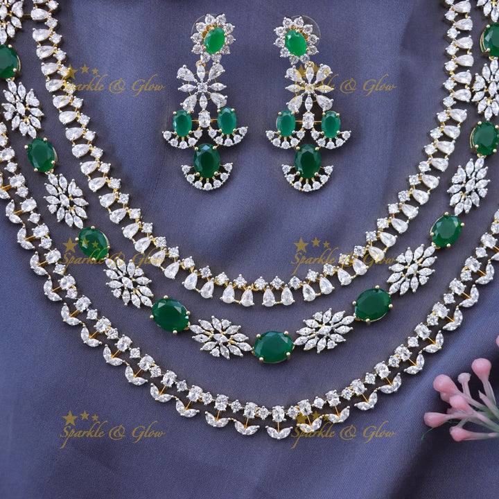 Enchanting Green & Gold Necklace for Festive Glamour