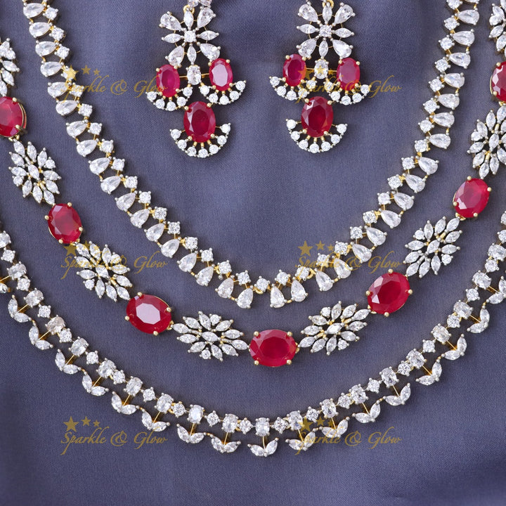 Enchanting Green & Gold Necklace for Festive Glamour