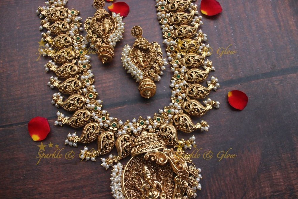 Gold alike polished ganesha long necklace - Pearl Green - Sparkle and Glow - Pearl - Back Thread