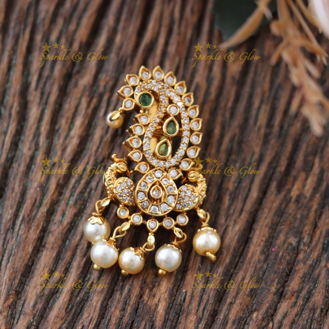 Elegant Gold-Plated Saree Pin for Festive Glamour