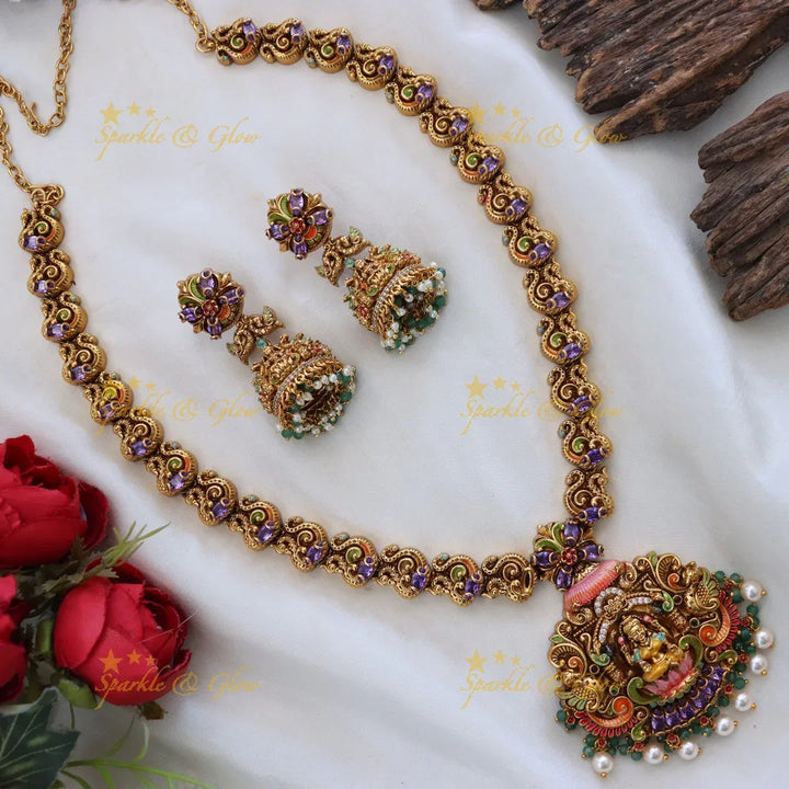 long necklace