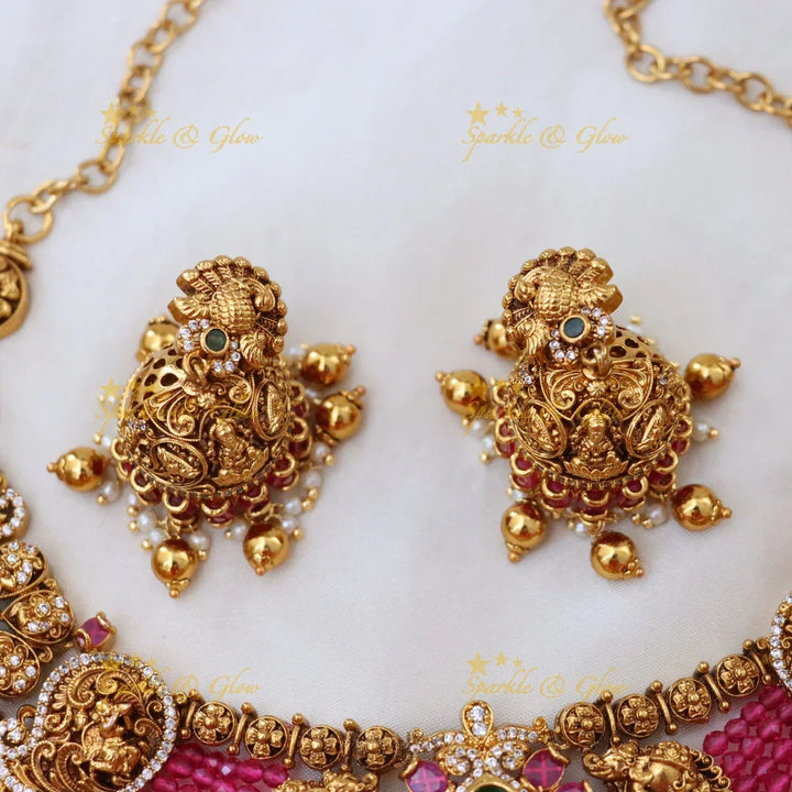 Elegant Short Temple Necklace - Green Beads | Sparkle & Glow