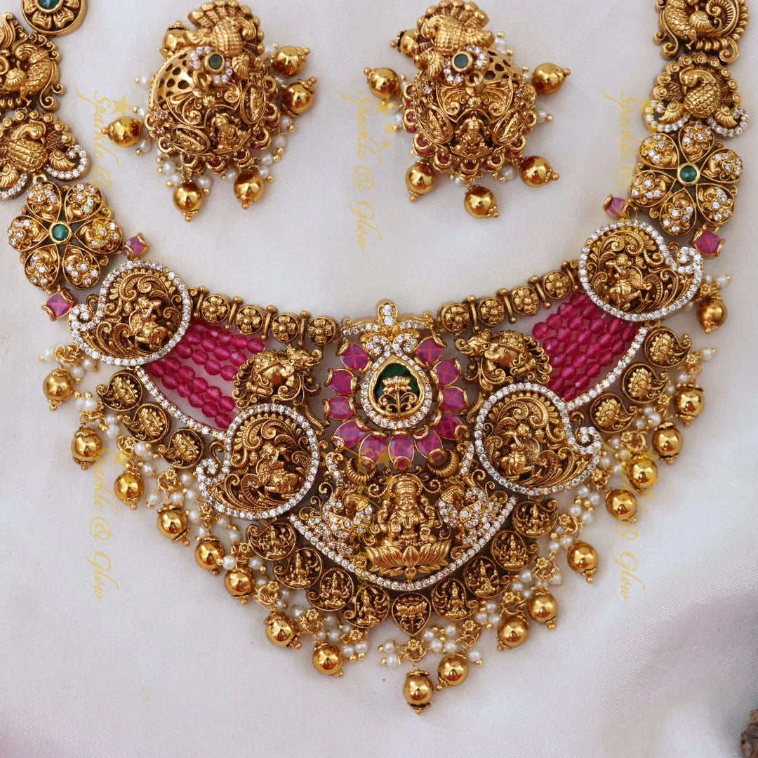 Elegant Short Temple Necklace - Green Beads | Sparkle & Glow
