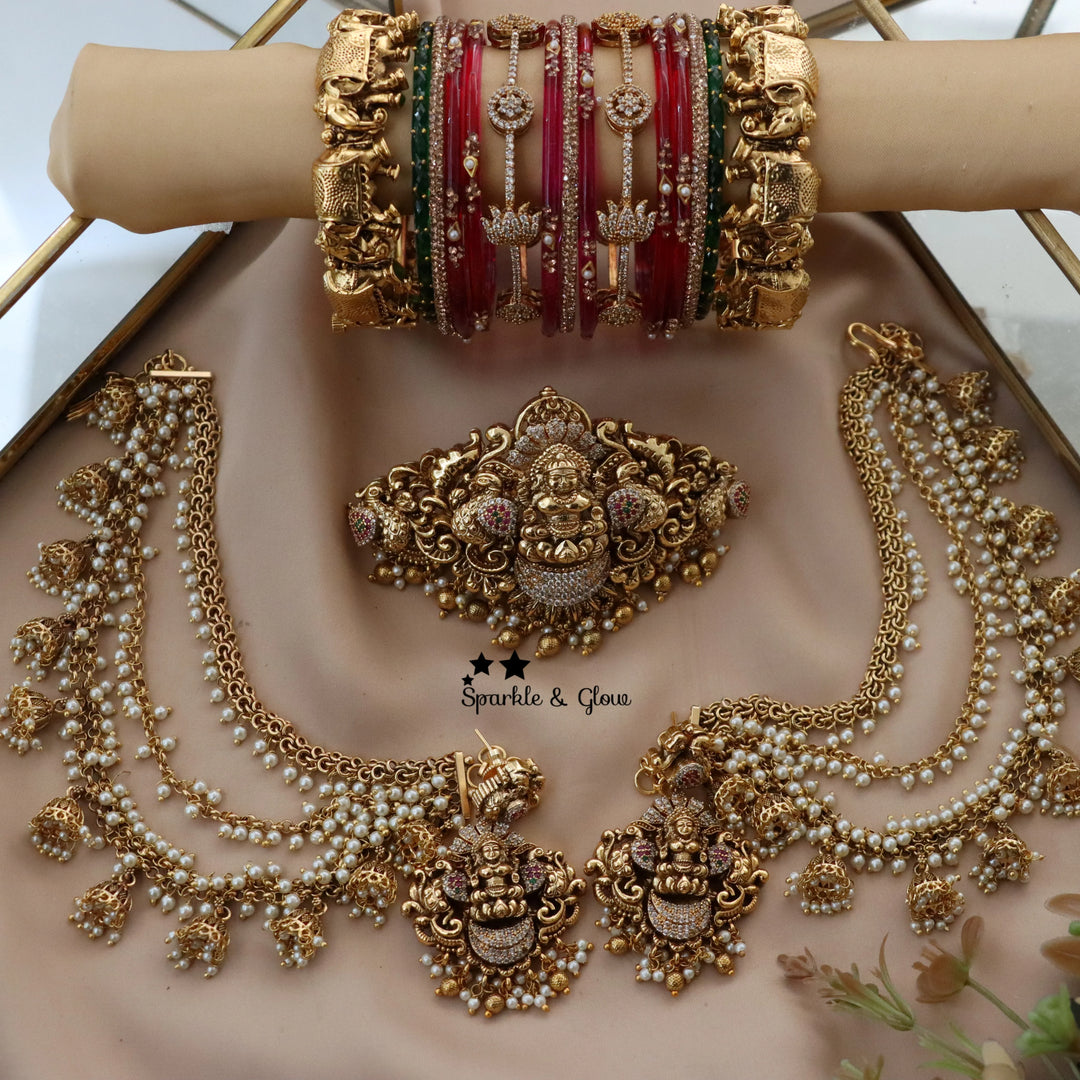 Exquisite Temple Choker Set for Radiant Semi Bridal Elegance