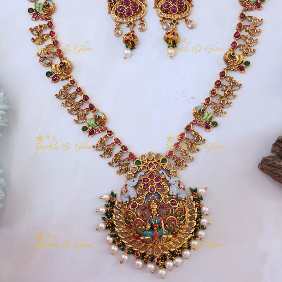 Elegant Temple Gold Necklace Set for Special Occasions