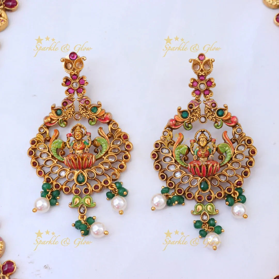 Exquisite Temple-Inspired Necklace for Festive Joy