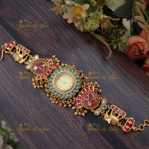 Antique Gold Festive Bracelet Watch for Elegant Style