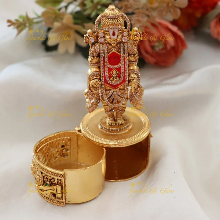 Elegant Indian Gold Kumkum Box for Festive Celebrations