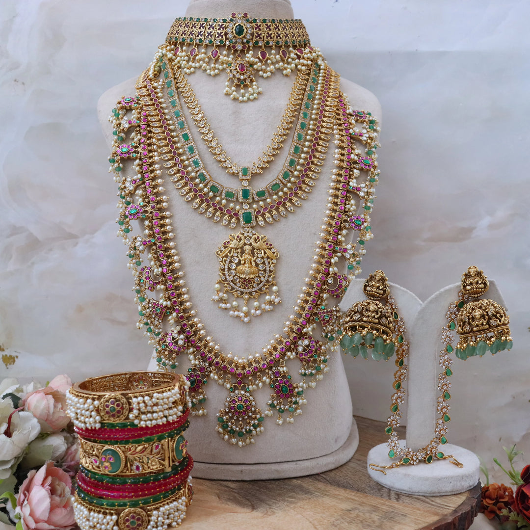 Exquisite Gold Toned Necklace Bridal Set for Stunning Elegance