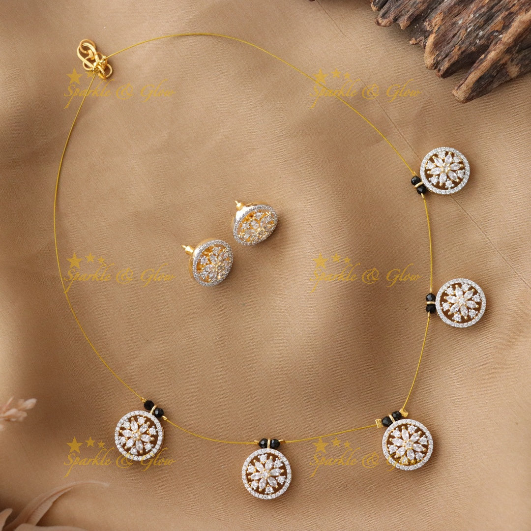 Exquisite Black Beads Floral Necklace for Events