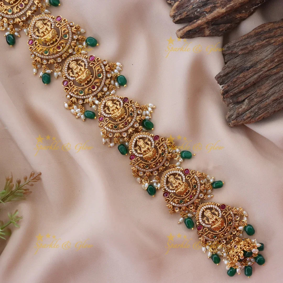 Exquisite Lakshmi Leaf Hair Accessory - Temple Design