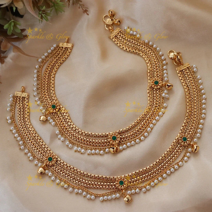 Glamorous Gold Imitation Anklet – Ideal for Celebrations