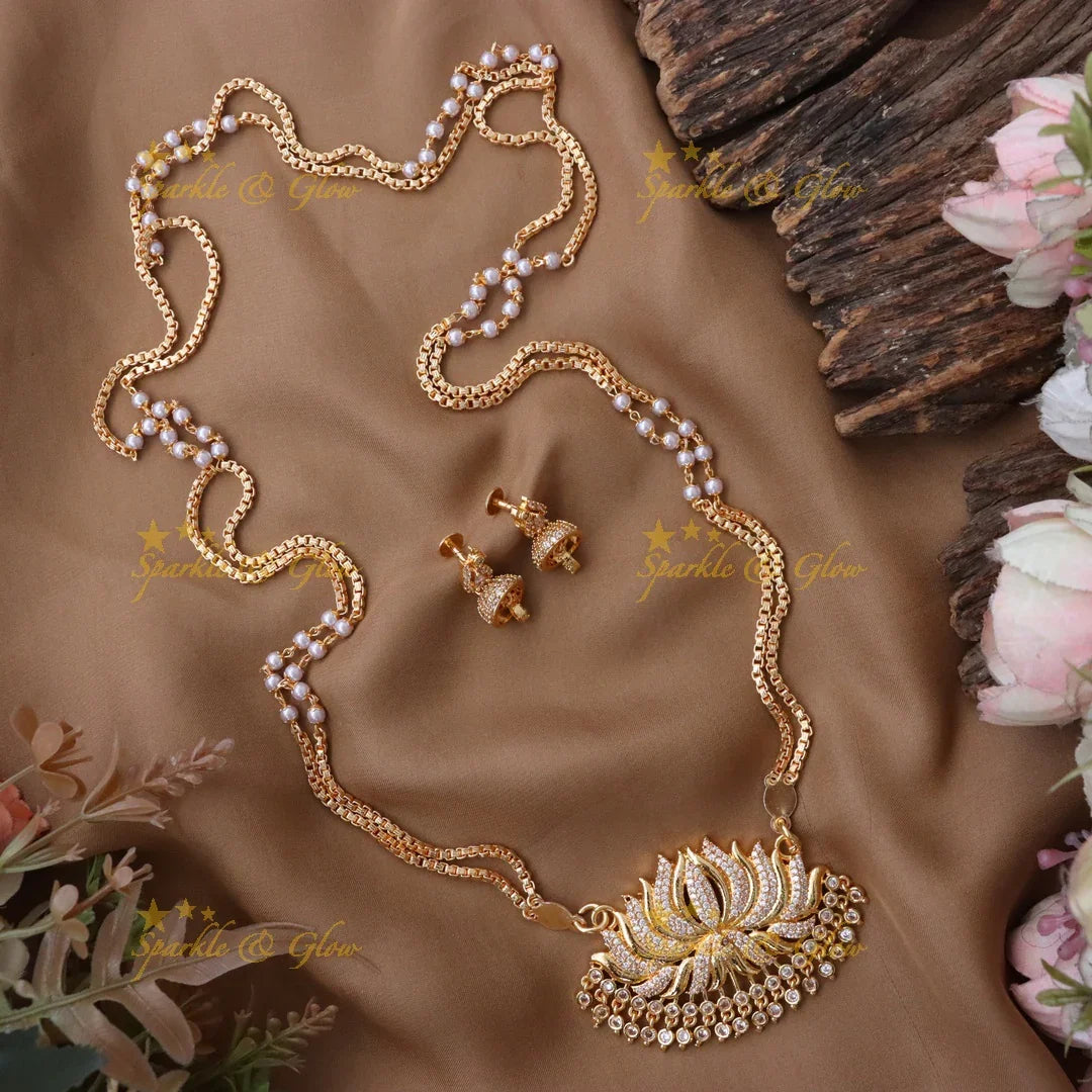 Lotus Pearl Gold Necklace - Perfect for Weddings