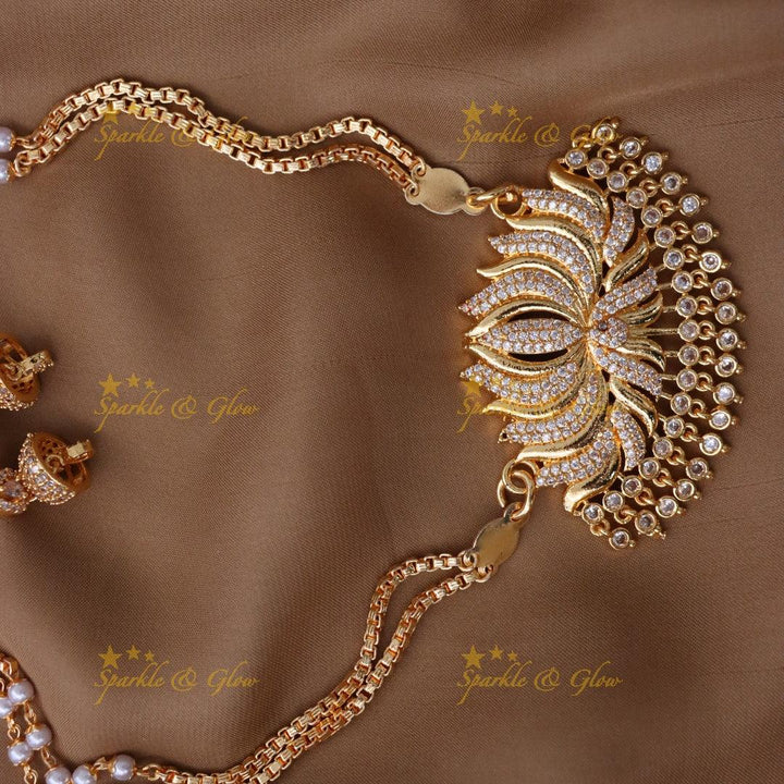 Lotus Pearl Gold Necklace - Perfect for Weddings