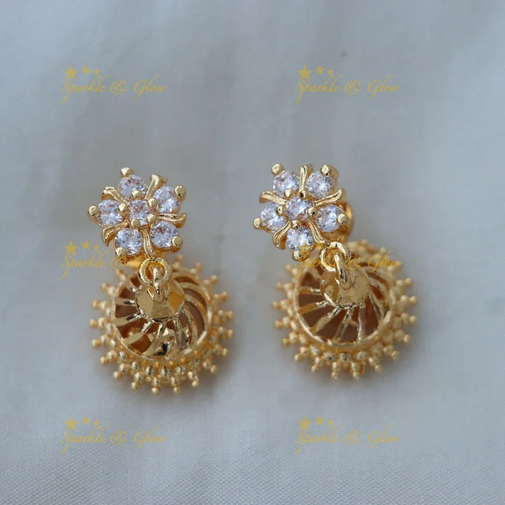Exquisite Lotus Micro Gold Haram Necklace – Sparkle & Glow
