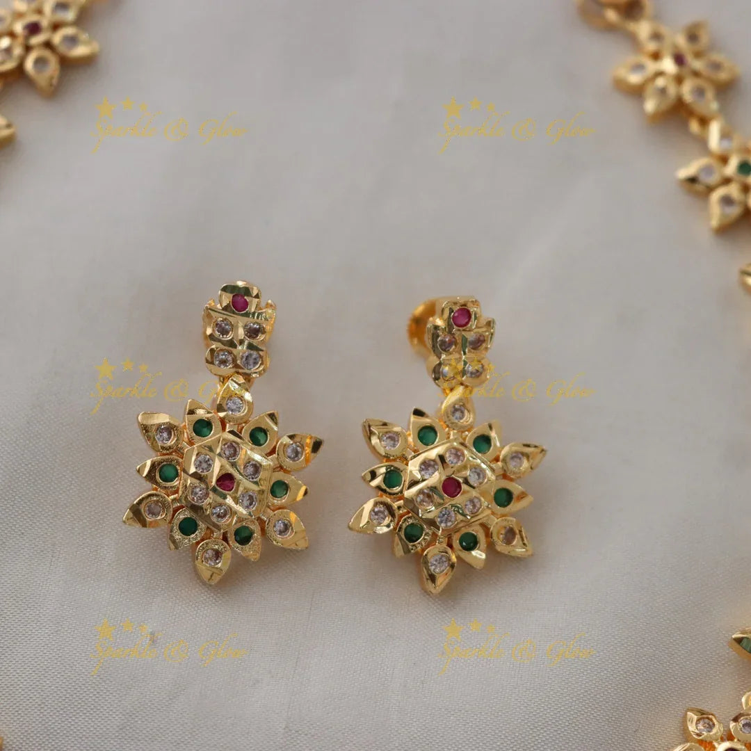 Exquisite Floral Necklace for Weddings & Festivals