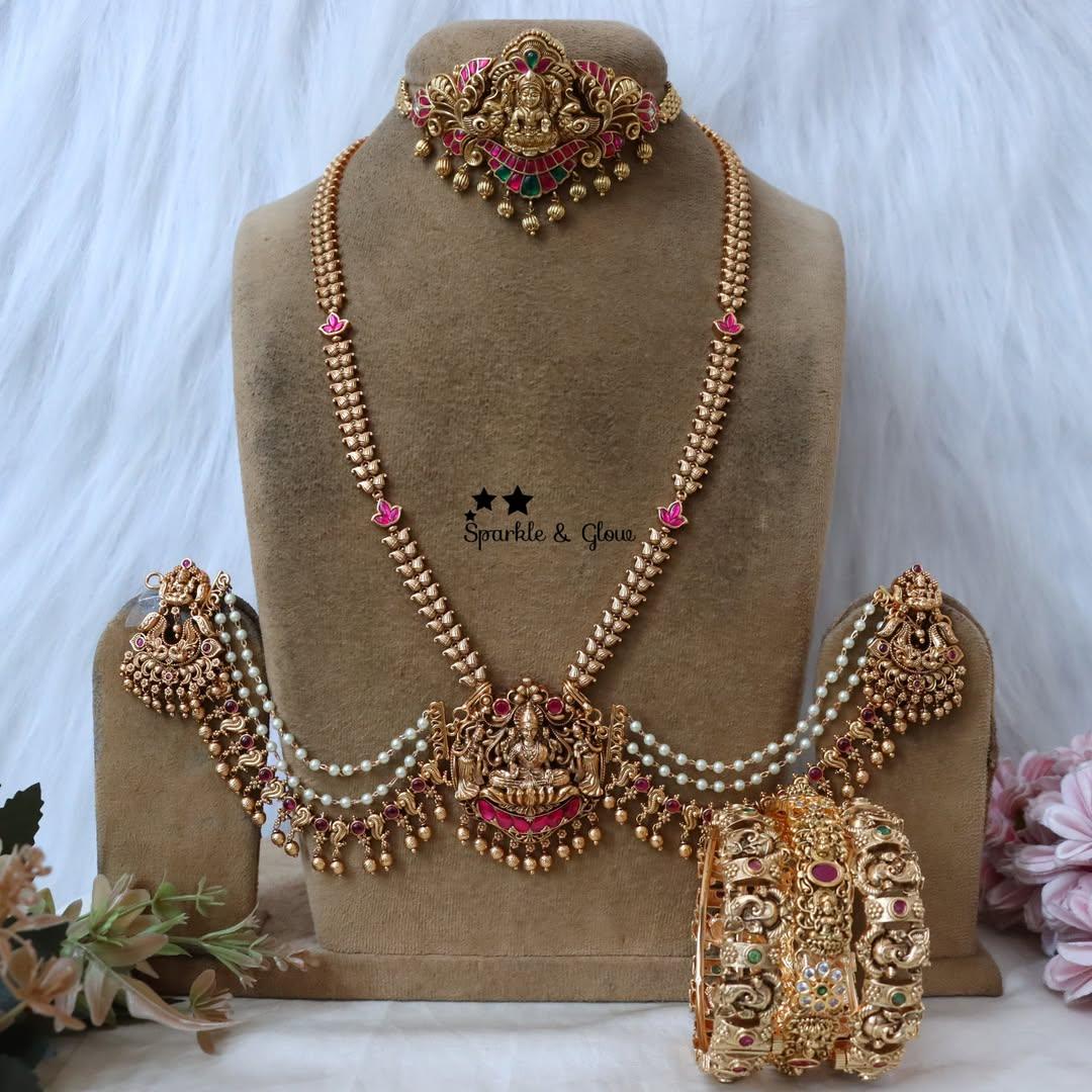Enchanting Lakshmi Bridal Jewellery Set for Weddings