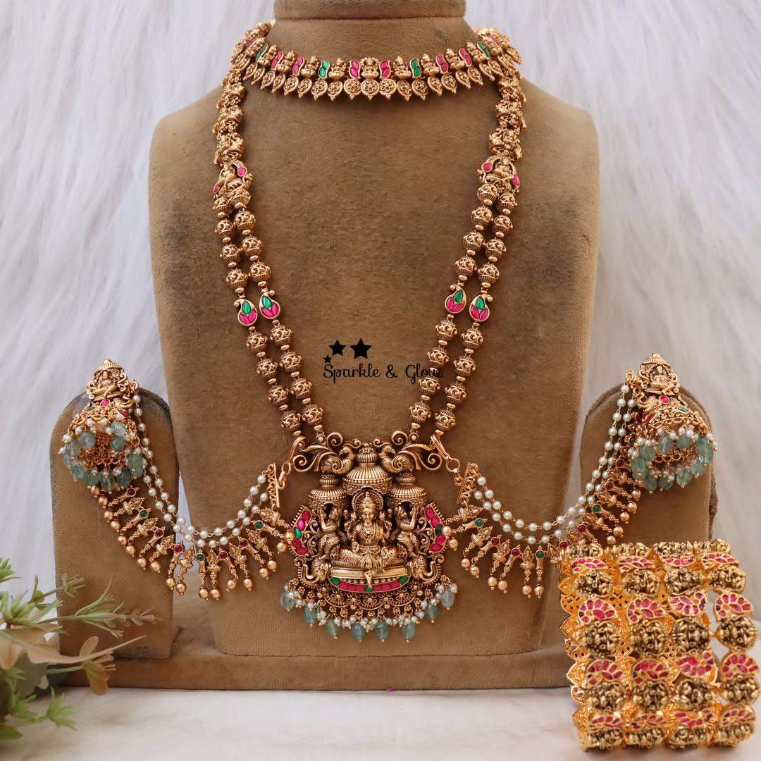 Exquisite Mahalakshmi Bridal Jewellery Set Online