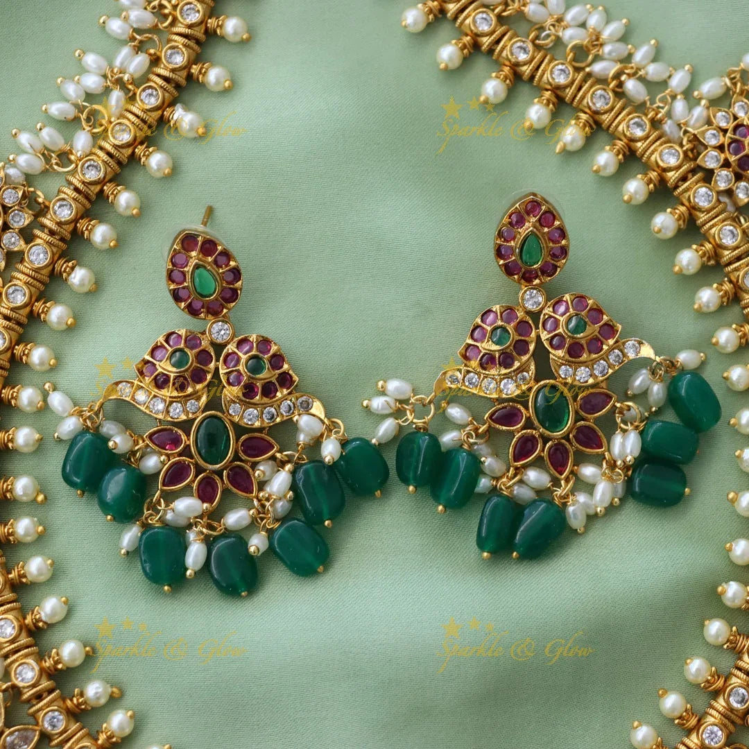 Graceful Floral Mango Necklace Set