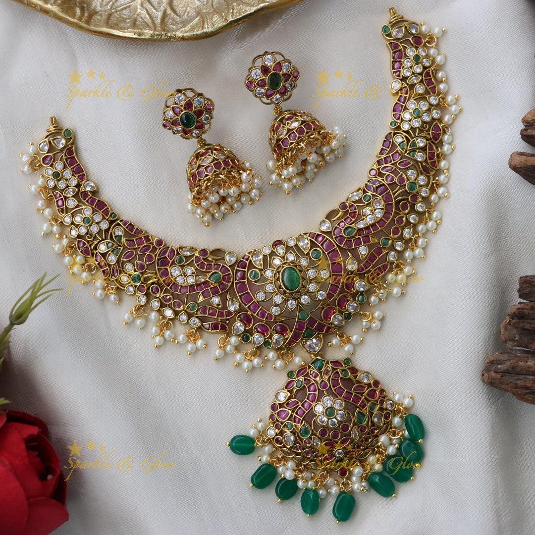 Glamorous Necklace Set for Festive Elegance