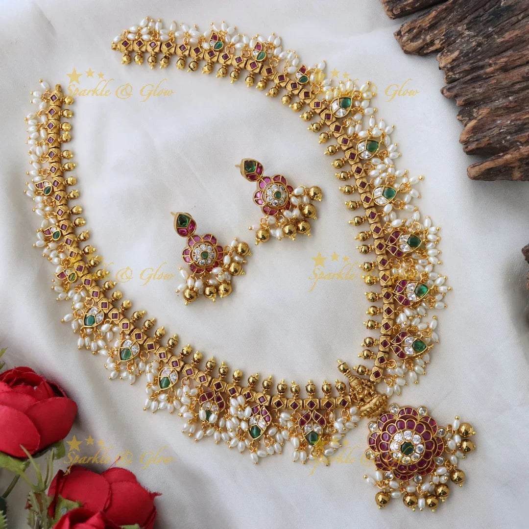 Elegant Pearls & Floral Necklace Set for Weddings