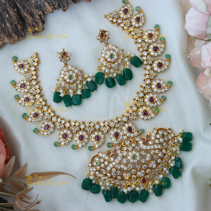 Exquisite Festive Gold Short Necklace Set for Celebrations