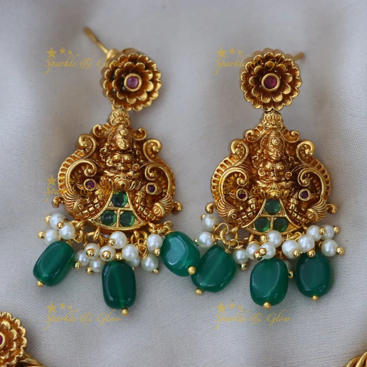 Opulent Lakshmi Temple Necklace for Festivals