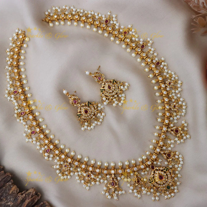 Splendid Gold and Pearl Necklace Set for Celebrations