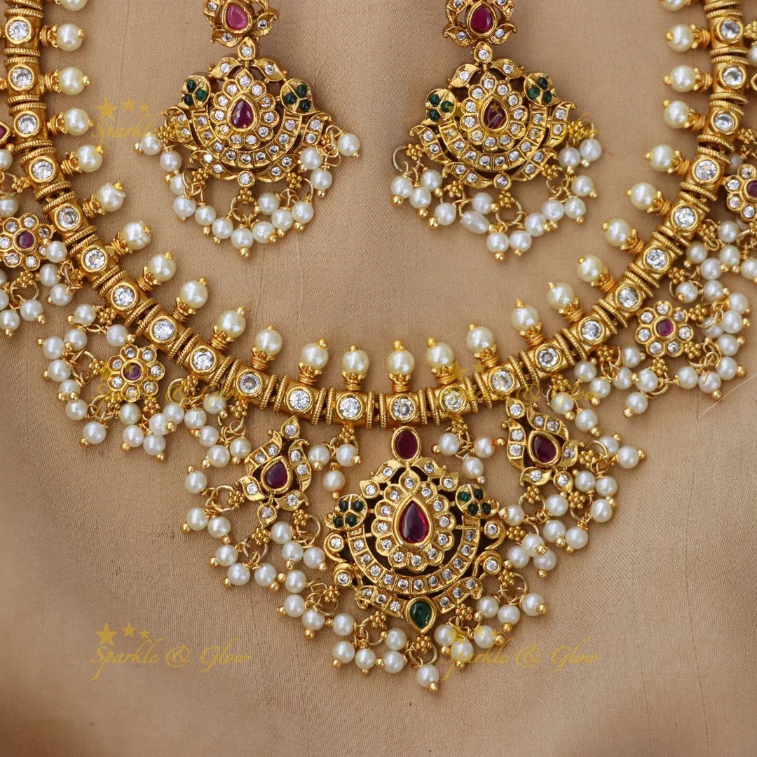 Elegant Floral Pearl Necklace Set for Weddings & Festivities