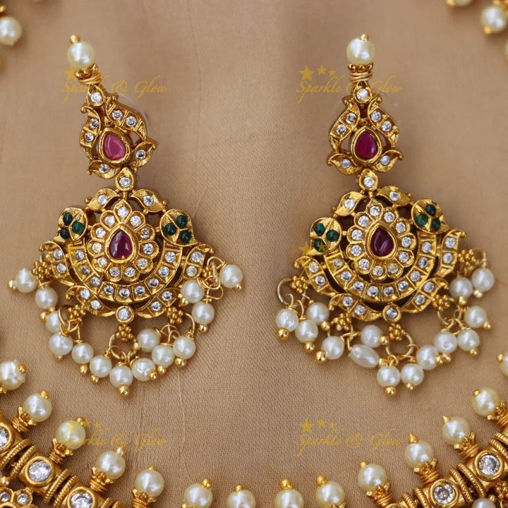 Elegant Floral Pearl Necklace Set for Weddings & Festivities
