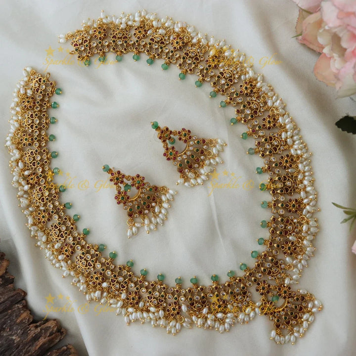 Exquisite Gold Necklace Set for Weddings & Festivals