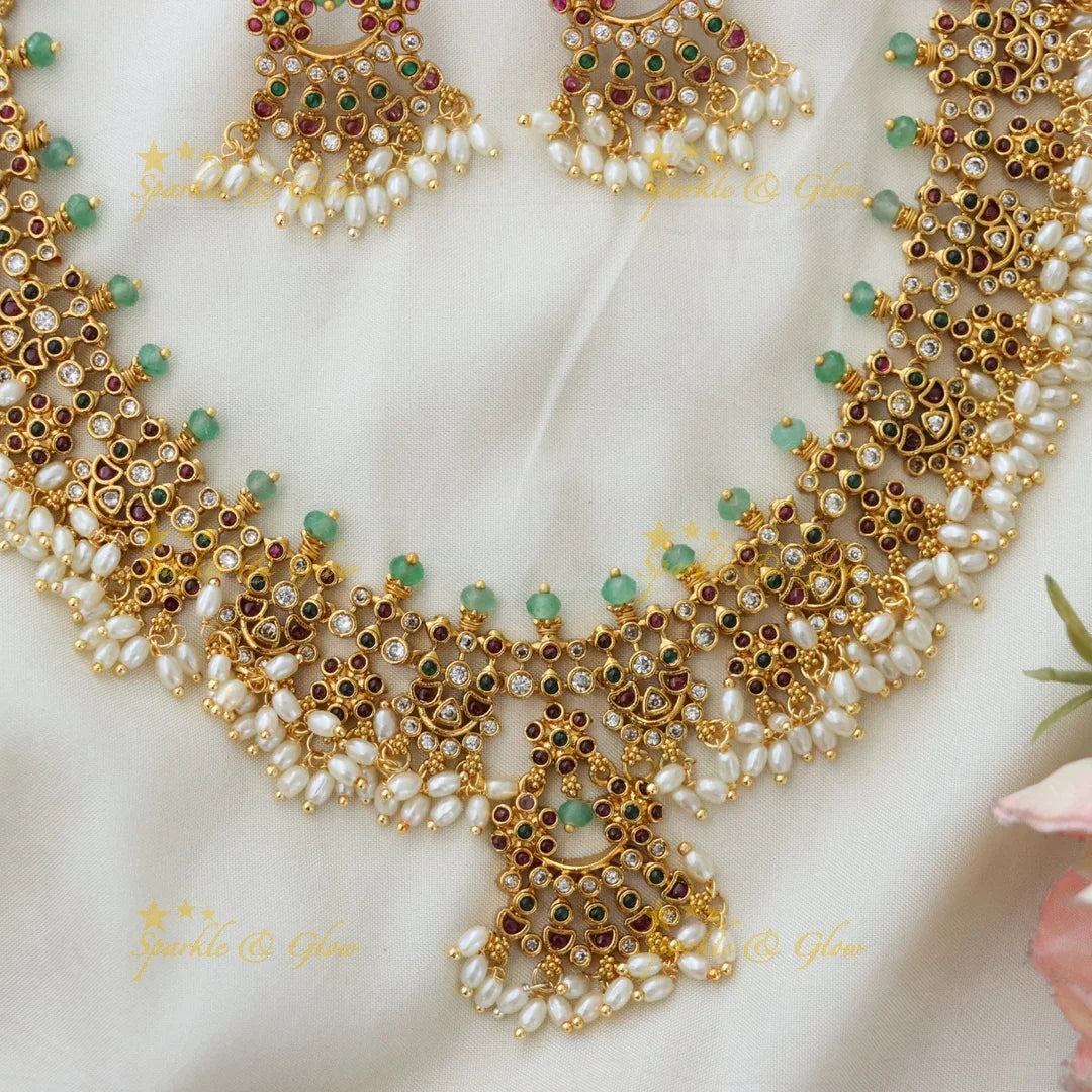 Exquisite Gold Necklace Set for Weddings & Festivals