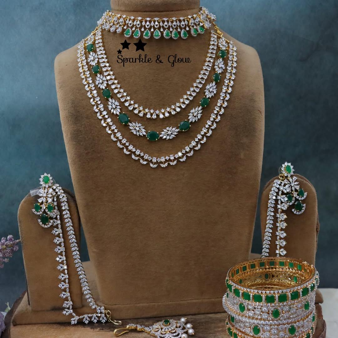 Exquisite Green & Gold Semi Bridal Jewellery Set