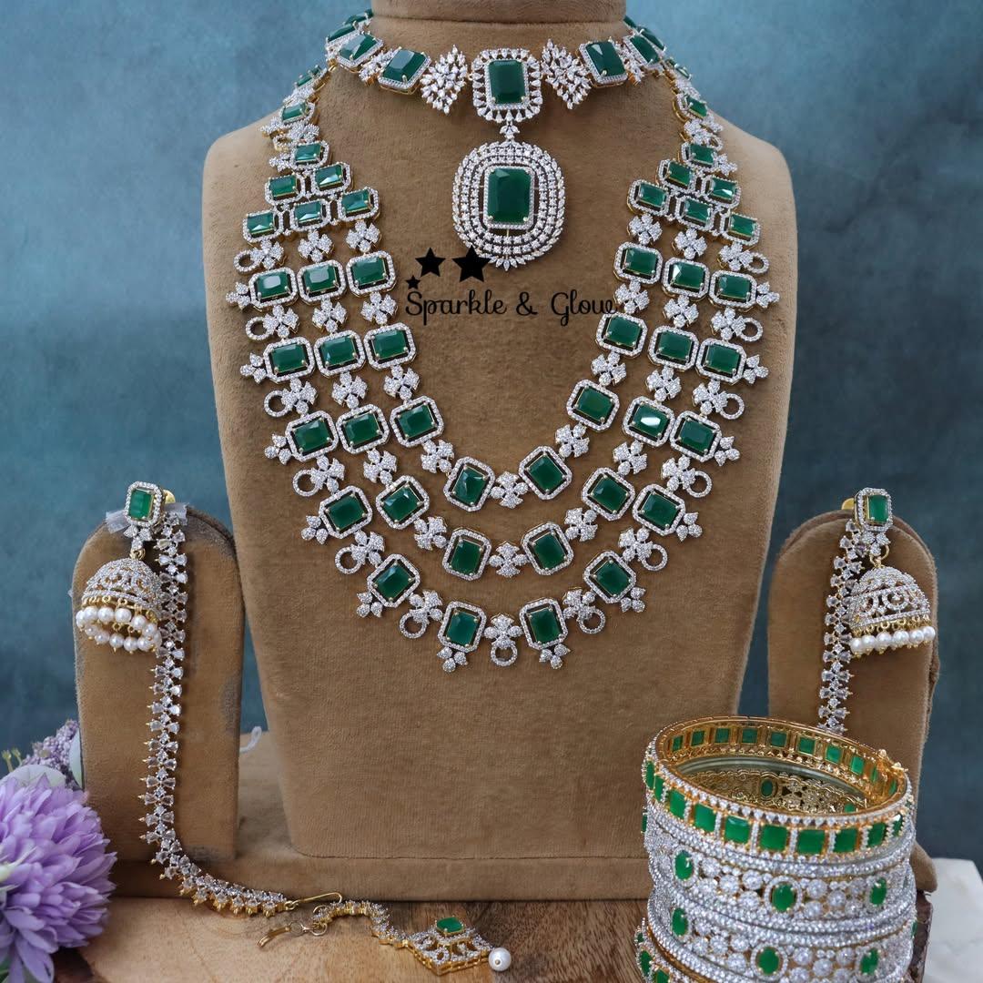 Exquisite Green Stone Semi Bridal Jewellery Set
