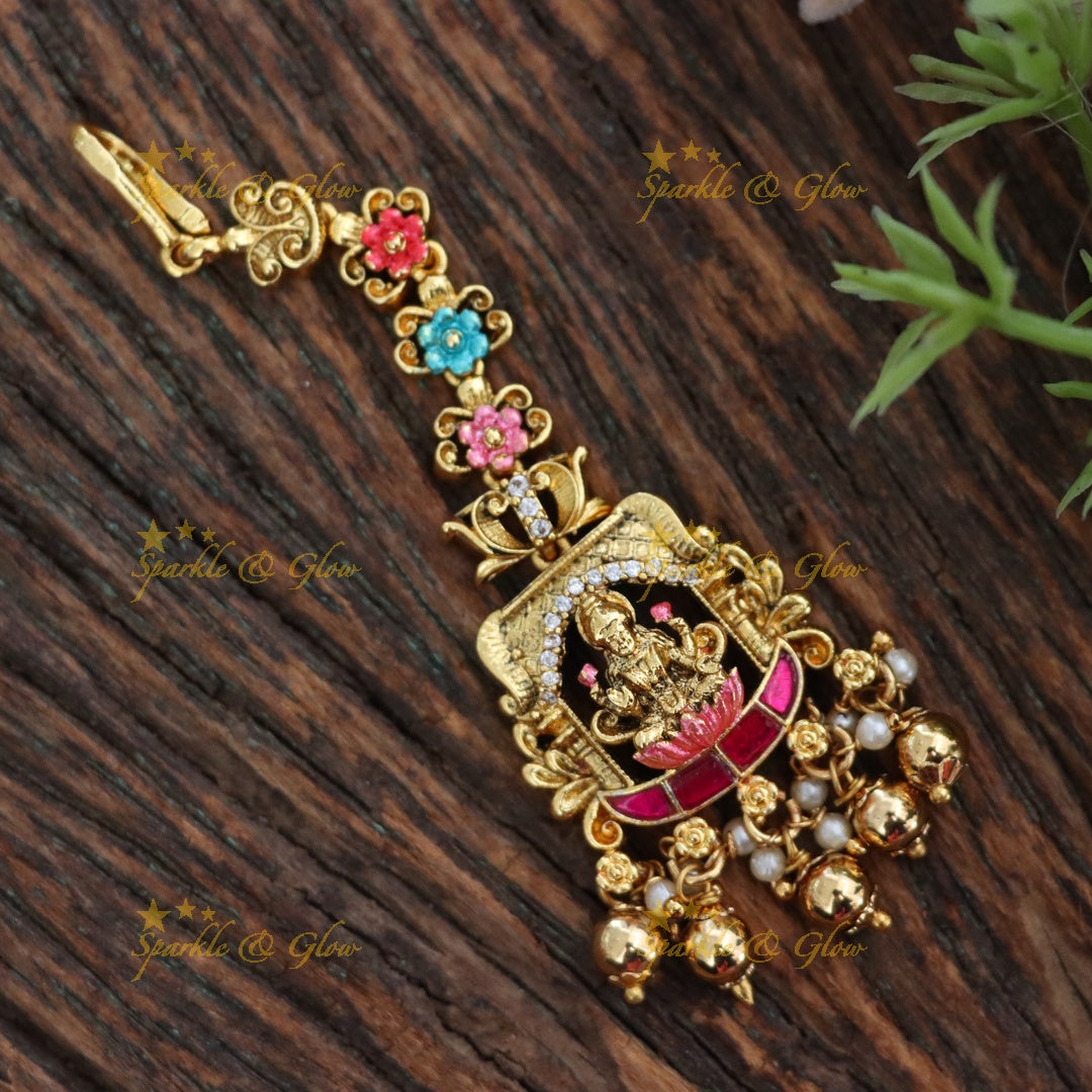 Exquisite Gold Temple Maang Tikka for Occasions