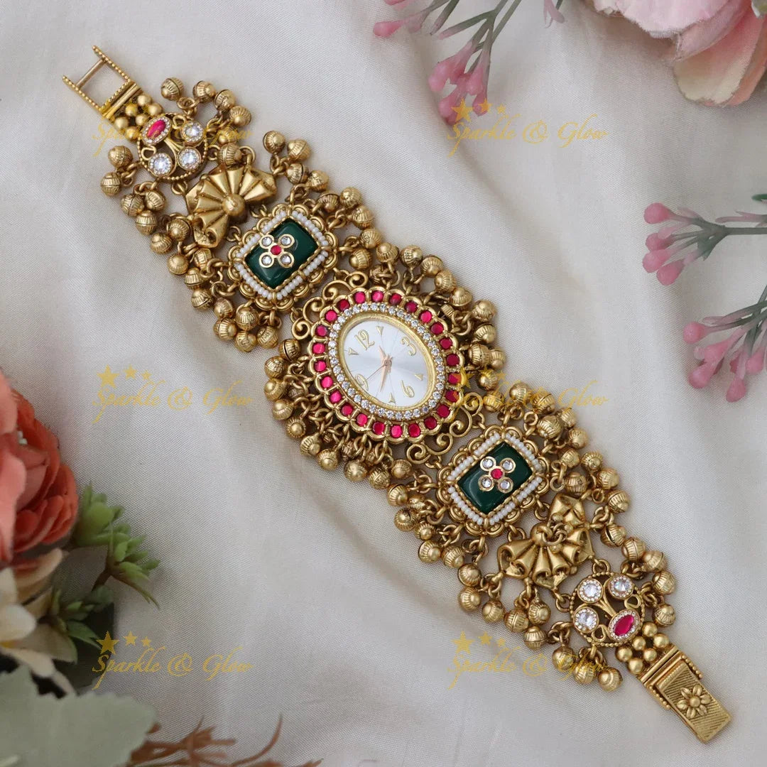 Exquisite Gold Pearl Floral Bracelet Watch