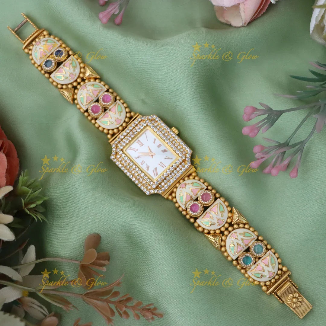 Exquisite Gold Floral Bracelet Watch – Sparkle & Glow