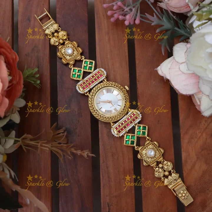 Exquisite Pearl Floral Antique Watch - Timeless Elegance