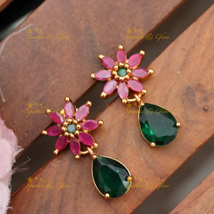 Exquisite Gold-Alike Short Necklace for Festive Elegance