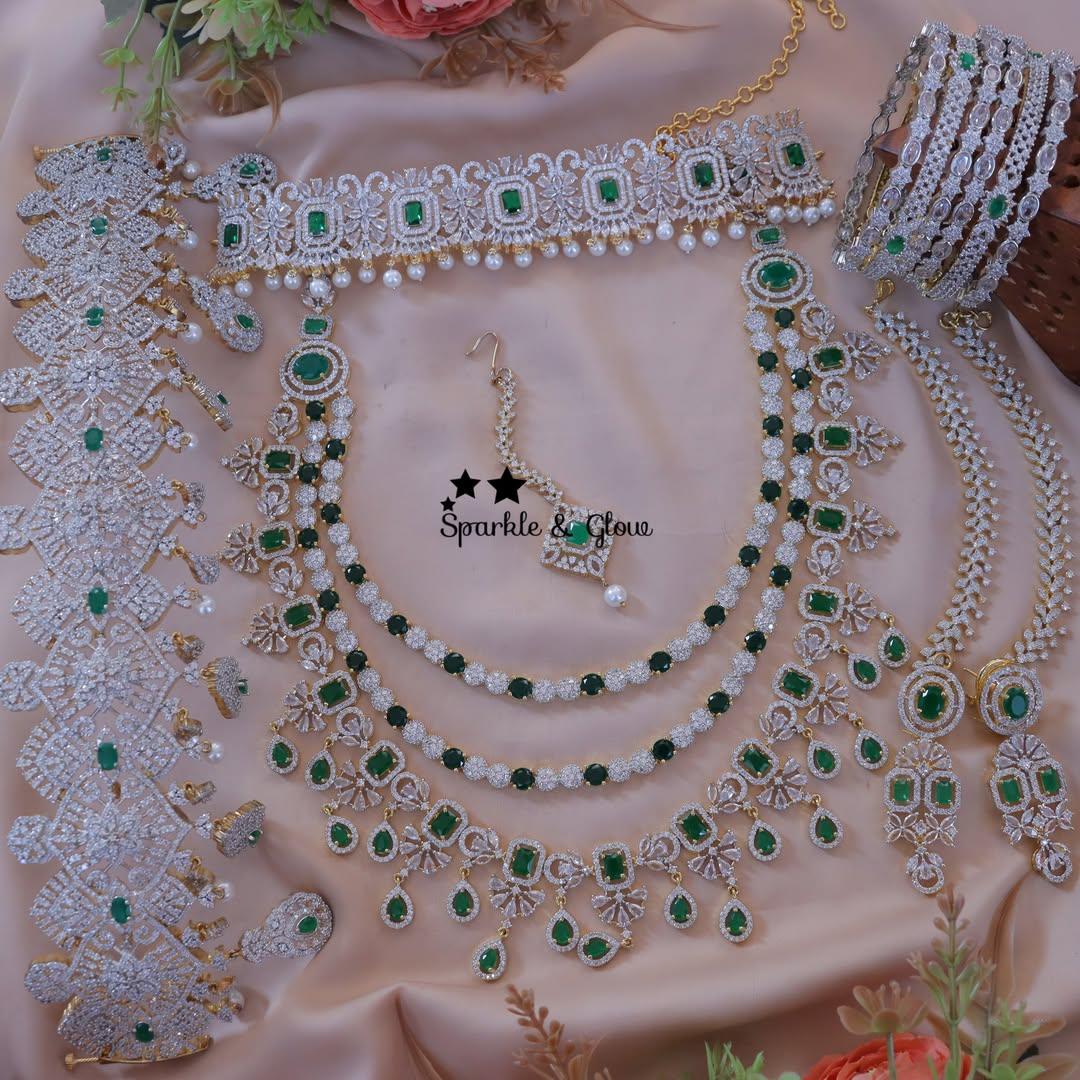 Exquisite Emerald & Pearl Bridal Jewellery Set