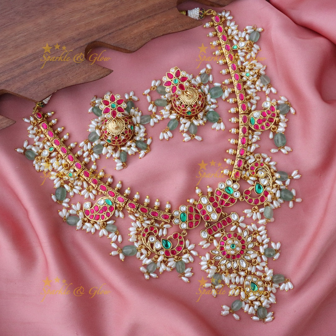 Elegant Gold-Plated Festive Necklace Set