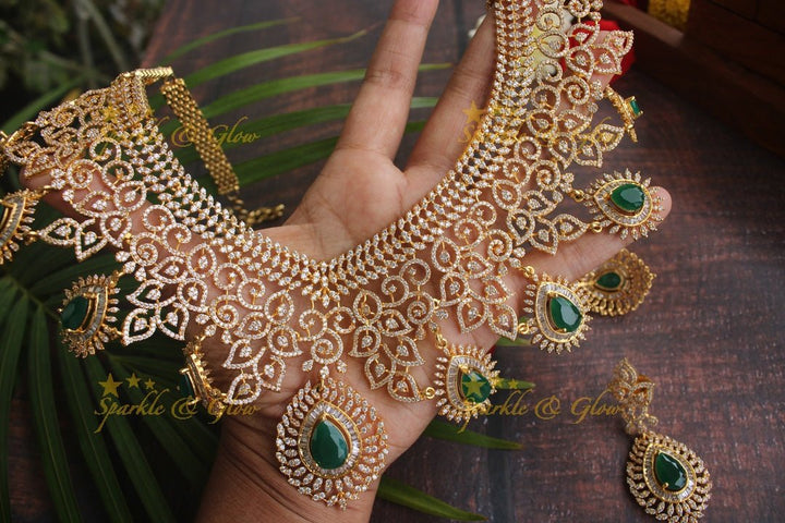 Exclusive American daimond intricate necklace - Gold Green - Sparkle and Glow - Gold Green - Back Thread
