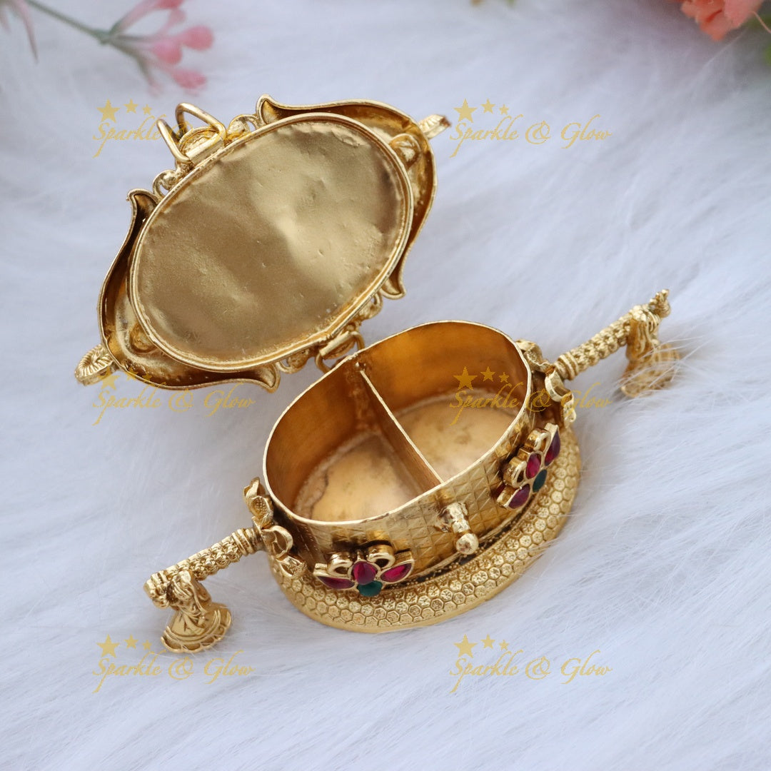 Exquisite Peacock Kumkum Box – Gold Festive Elegance