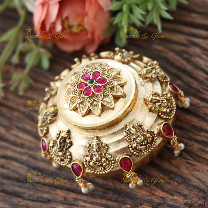 Elegant Ganesh Pearl Kumkum Box for Festive Occasions