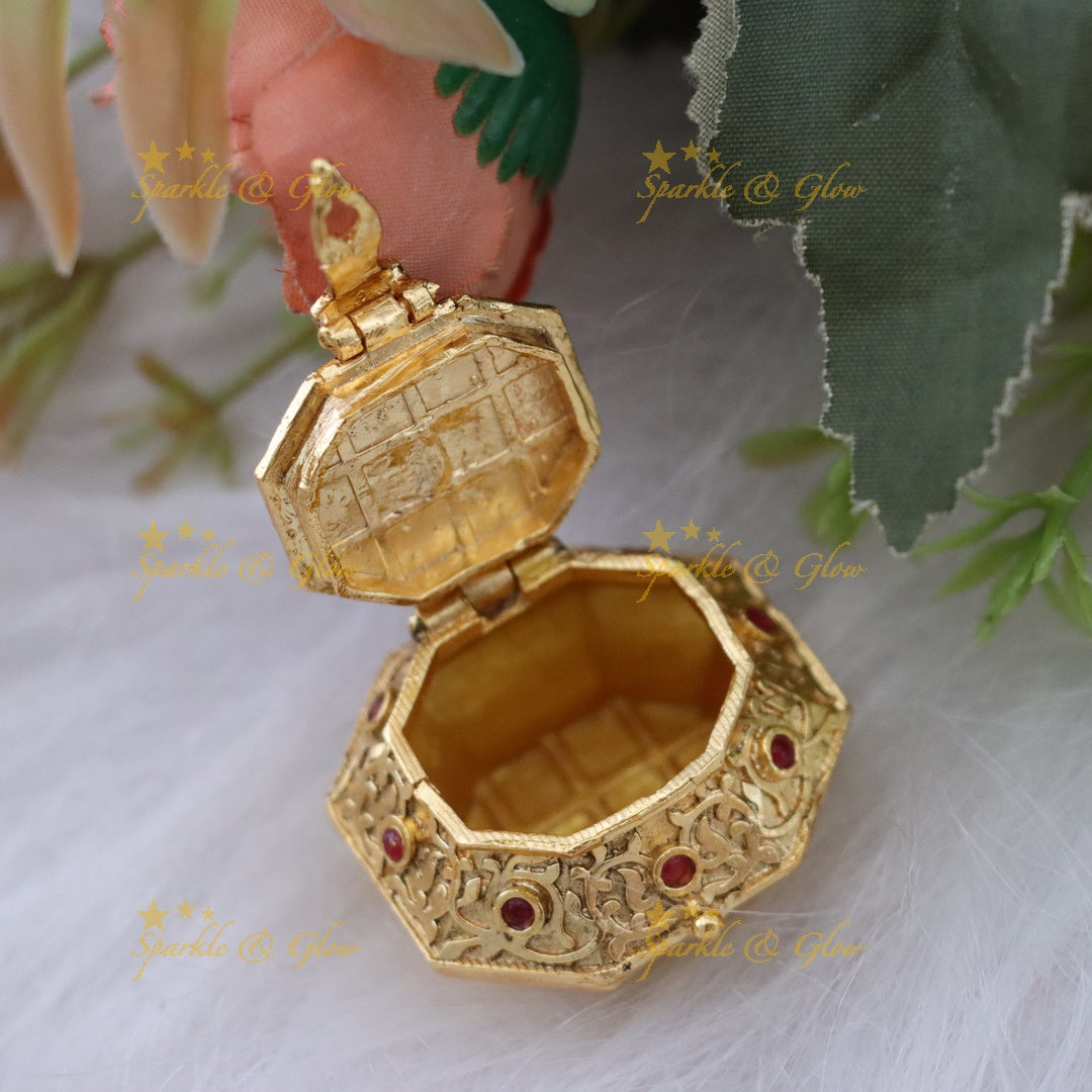 Exquisite Gold Kumkum Box - Perfect for Weddings