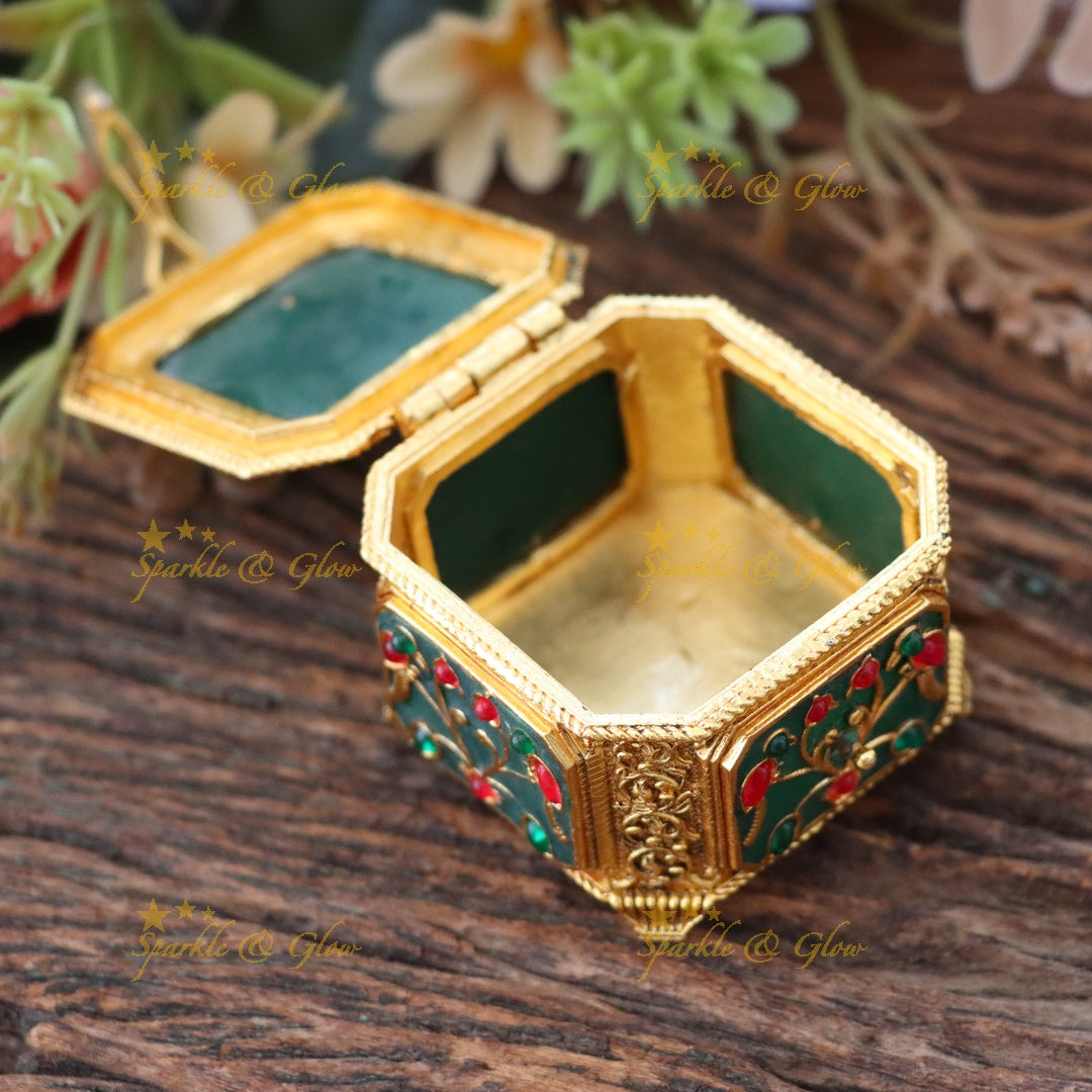 Exquisite Gold Floral Kumkum Box – A Festive Must-Have